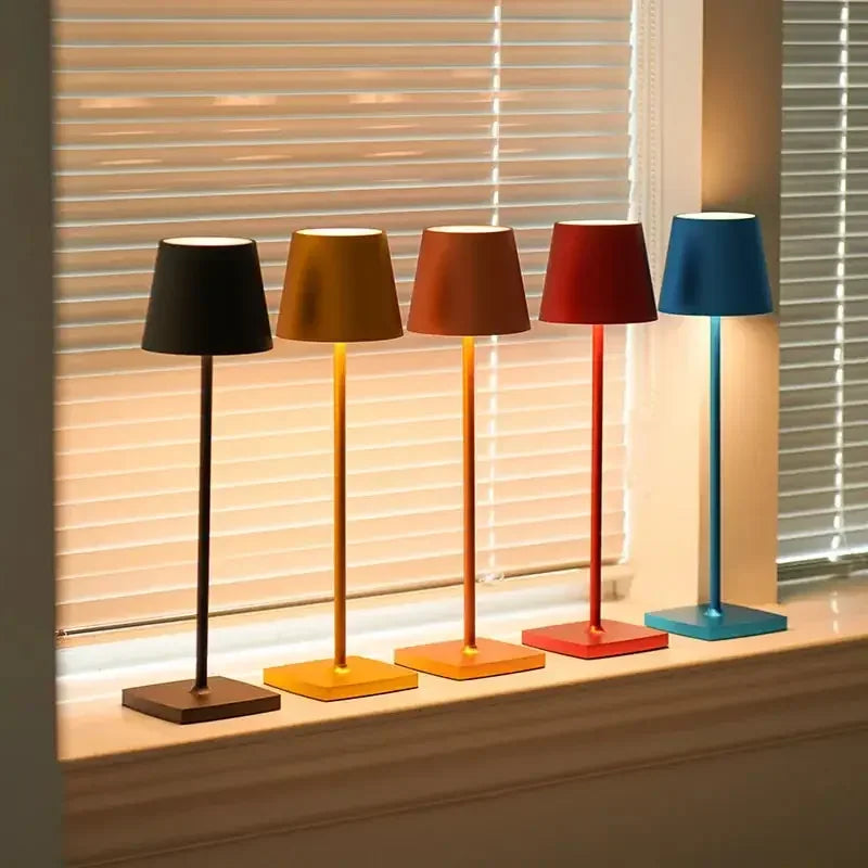 Minimalistic- LED Desk Lamp Wireless Table Lamp