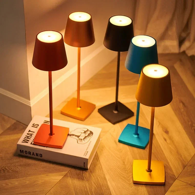 Minimalistic- LED Desk Lamp Wireless Table Lamp